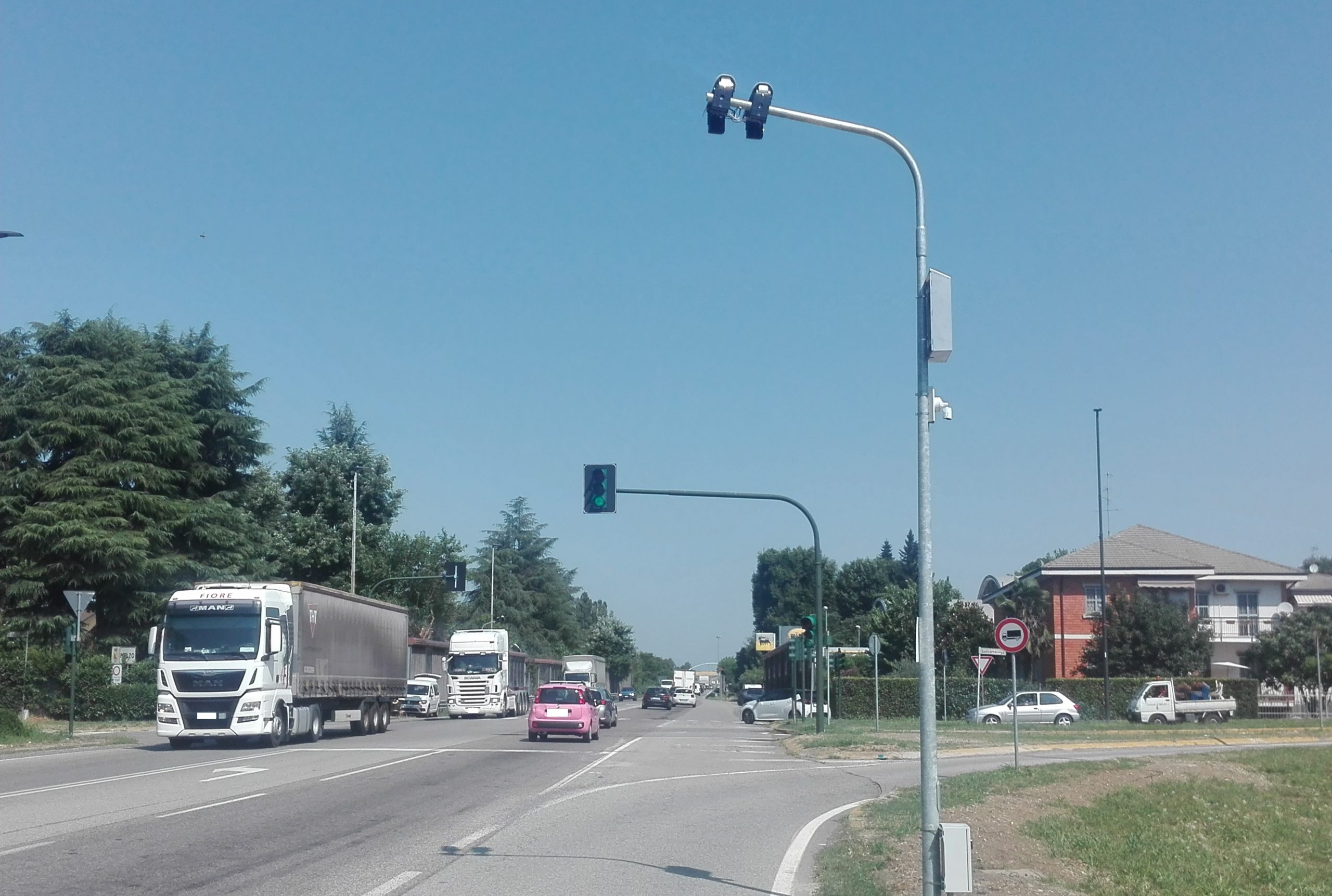 Strade Metropolitane: Arrivano le telecamere intelligenti ai semafori